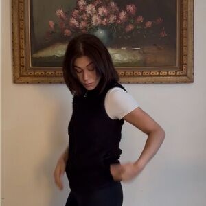 Wilfred faux fur vest Black Sleeveless Women's Top